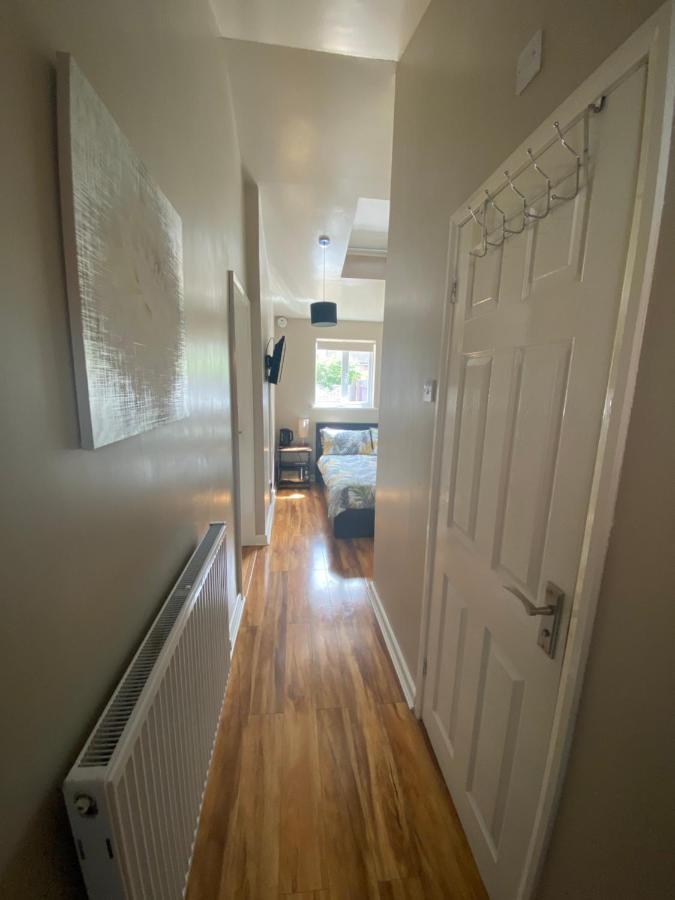 Private Room And Bathroom With Private Entrance Near Warwick Town Centre Exteriér fotografie