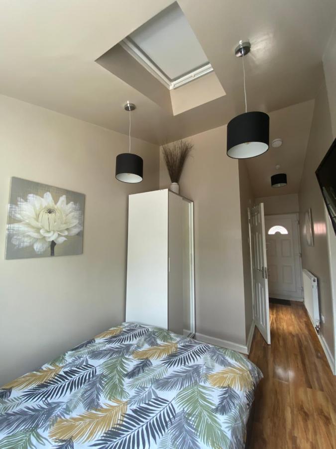 Private Room And Bathroom With Private Entrance Near Warwick Town Centre Exteriér fotografie